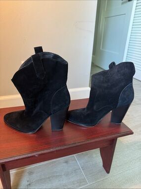 Jessica Simpson Black Suede Western Ankle Booties